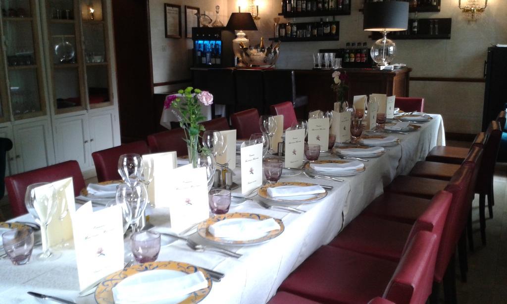 Hostellerie Les Frenes Avignon Bagian luar foto
