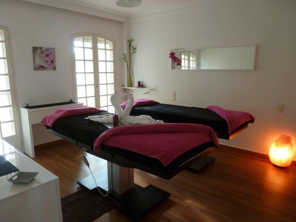 Hostellerie Les Frenes Avignon Bagian luar foto