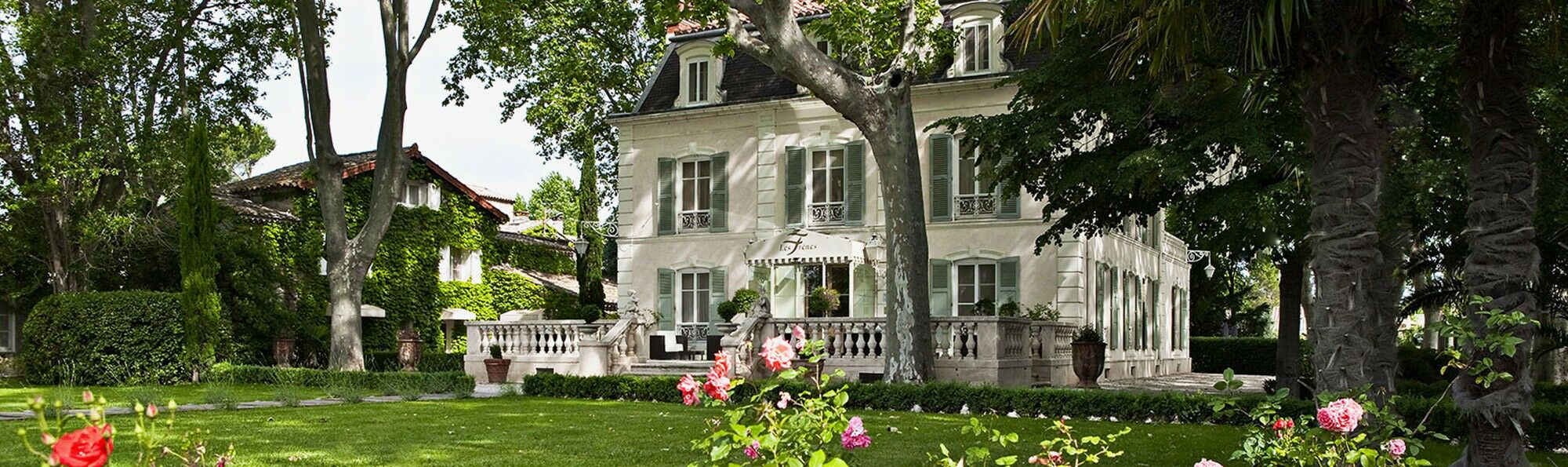 Hostellerie Les Frenes Avignon Bagian luar foto